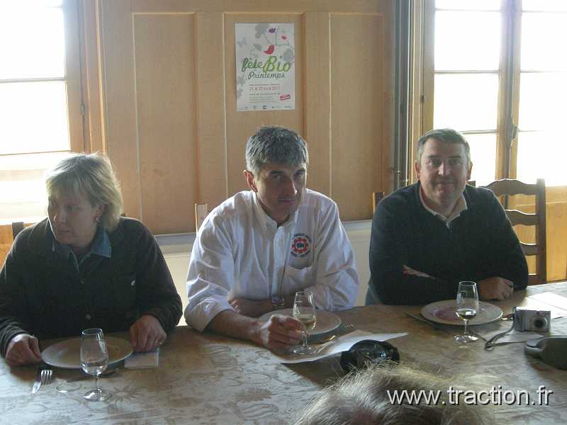 2011_CVAAM_35ans_15_Domaine_Viticole (4).JPG - 35 Ans du CVAAM, sortie dans le Doubs et le Jura, du 26 Avril au 1er Mai 2011, Le Domaine Viticole de la Pinte à Arbois